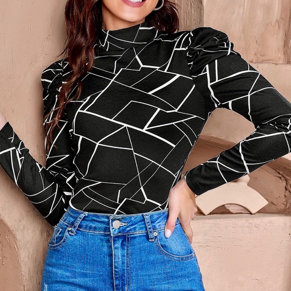 Cracked Glass Long Tee. - Picture 9 of 16